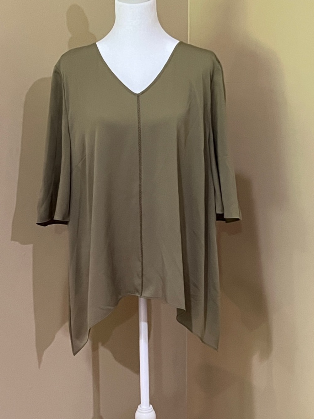 Chico’s  V-Neck Flowing Tunic in Olive Green
